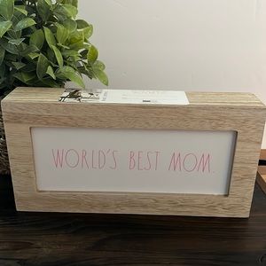 NWT Rae Dunn Box Sign “WORLD’S BEST MOM.”